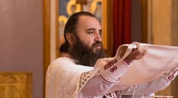 Отец Миодраг Тодорович Златибор